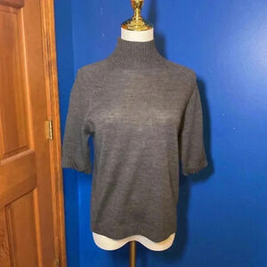 Valerie Stevens 100% Merino Wool Grey Sweater. Size medium.